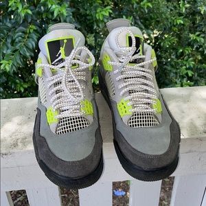Jordan 4s Retro
